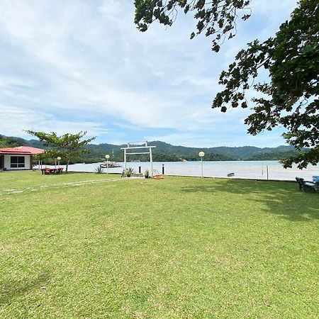 Oyo 90317 Ambong Bay Resthouse Hotel Kota Kinabalu Ngoại thất bức ảnh