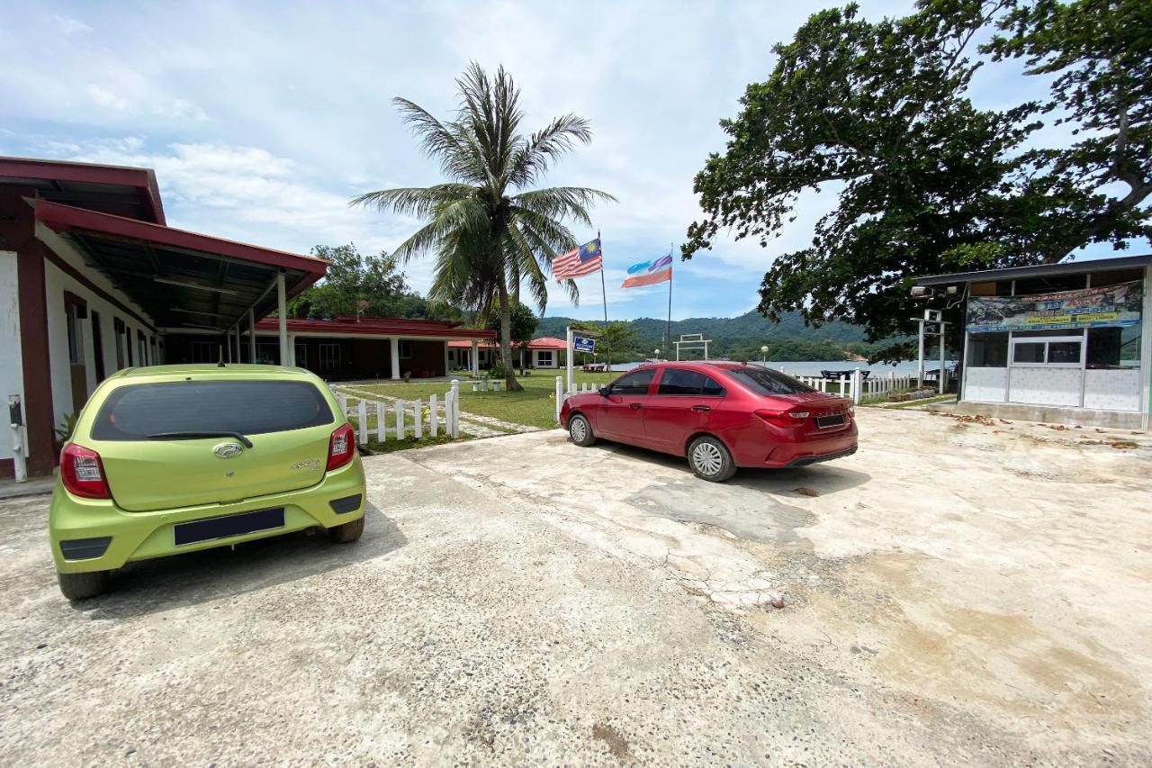 Oyo 90317 Ambong Bay Resthouse Hotel Kota Kinabalu Ngoại thất bức ảnh