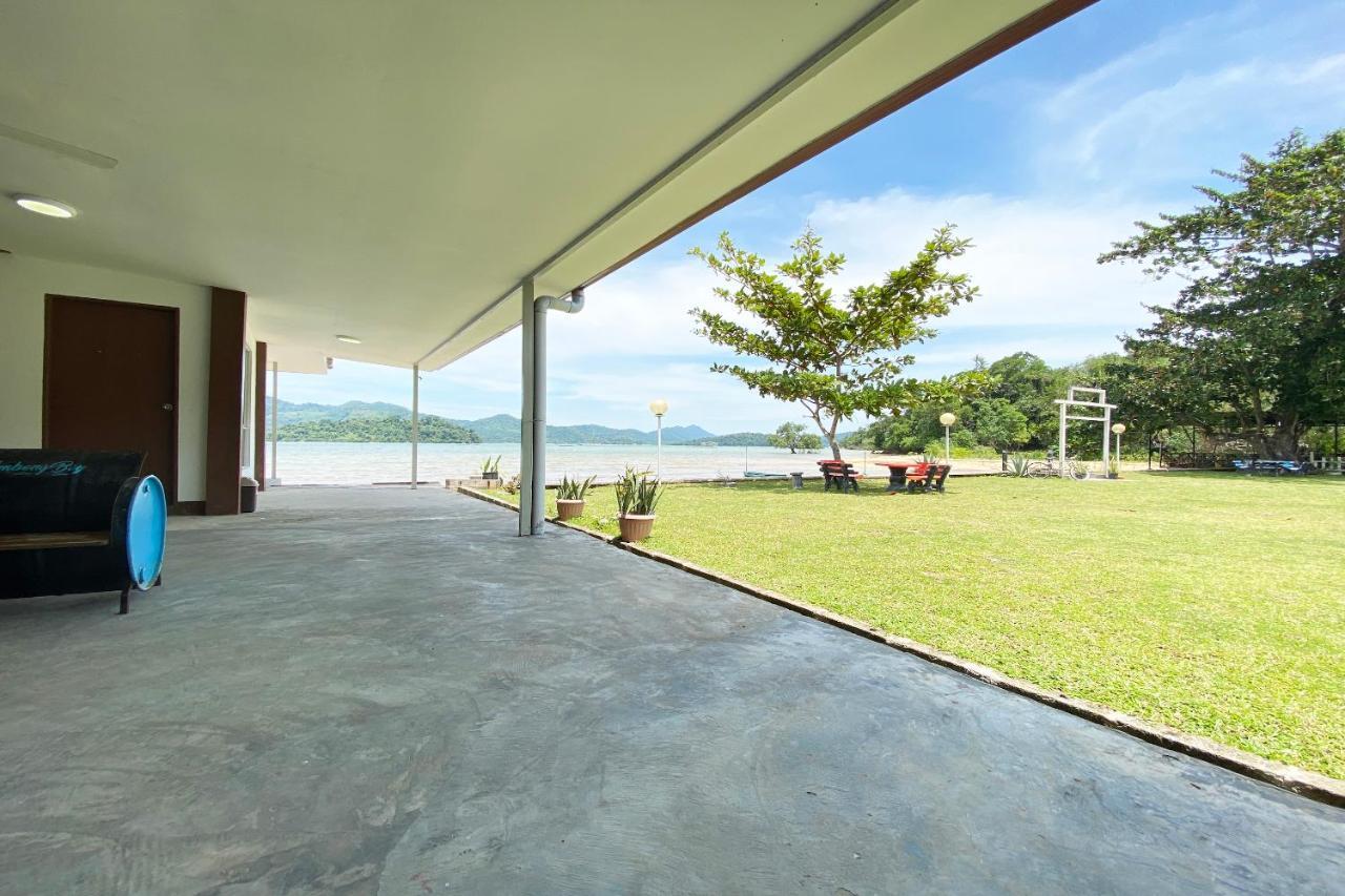 Oyo 90317 Ambong Bay Resthouse Hotel Kota Kinabalu Ngoại thất bức ảnh
