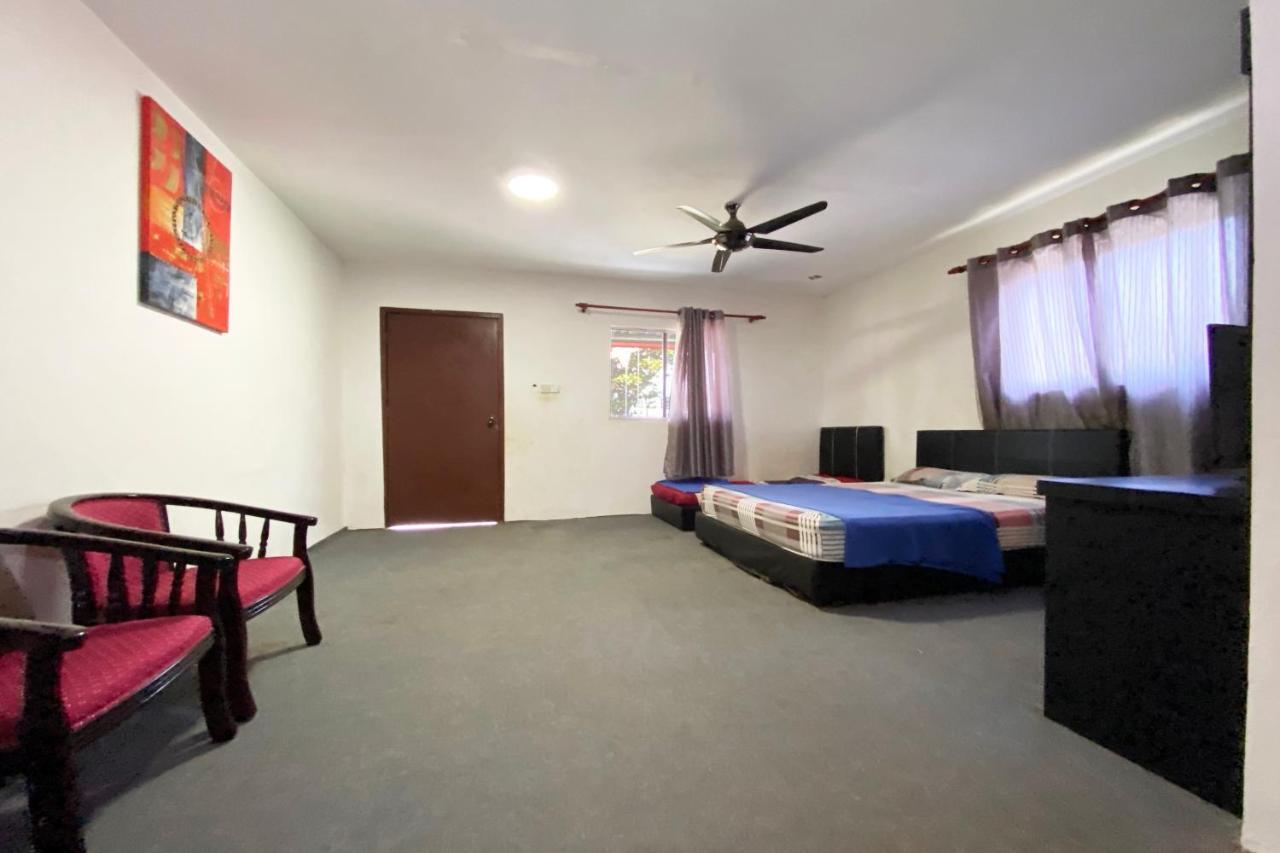 Oyo 90317 Ambong Bay Resthouse Hotel Kota Kinabalu Ngoại thất bức ảnh